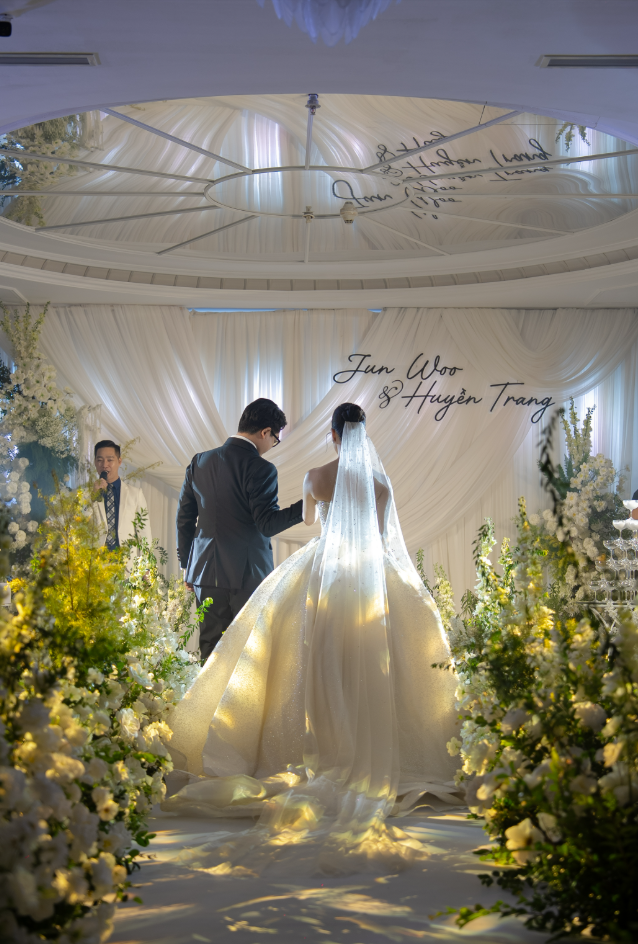 JunWoo & Trang