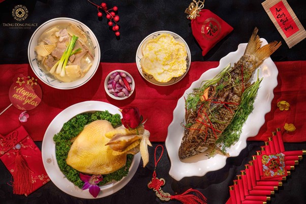 Ý nghĩa mâm cỗ ngày Tết cổ truyền và sự lựa chọn của người phụ nữ hiện đại