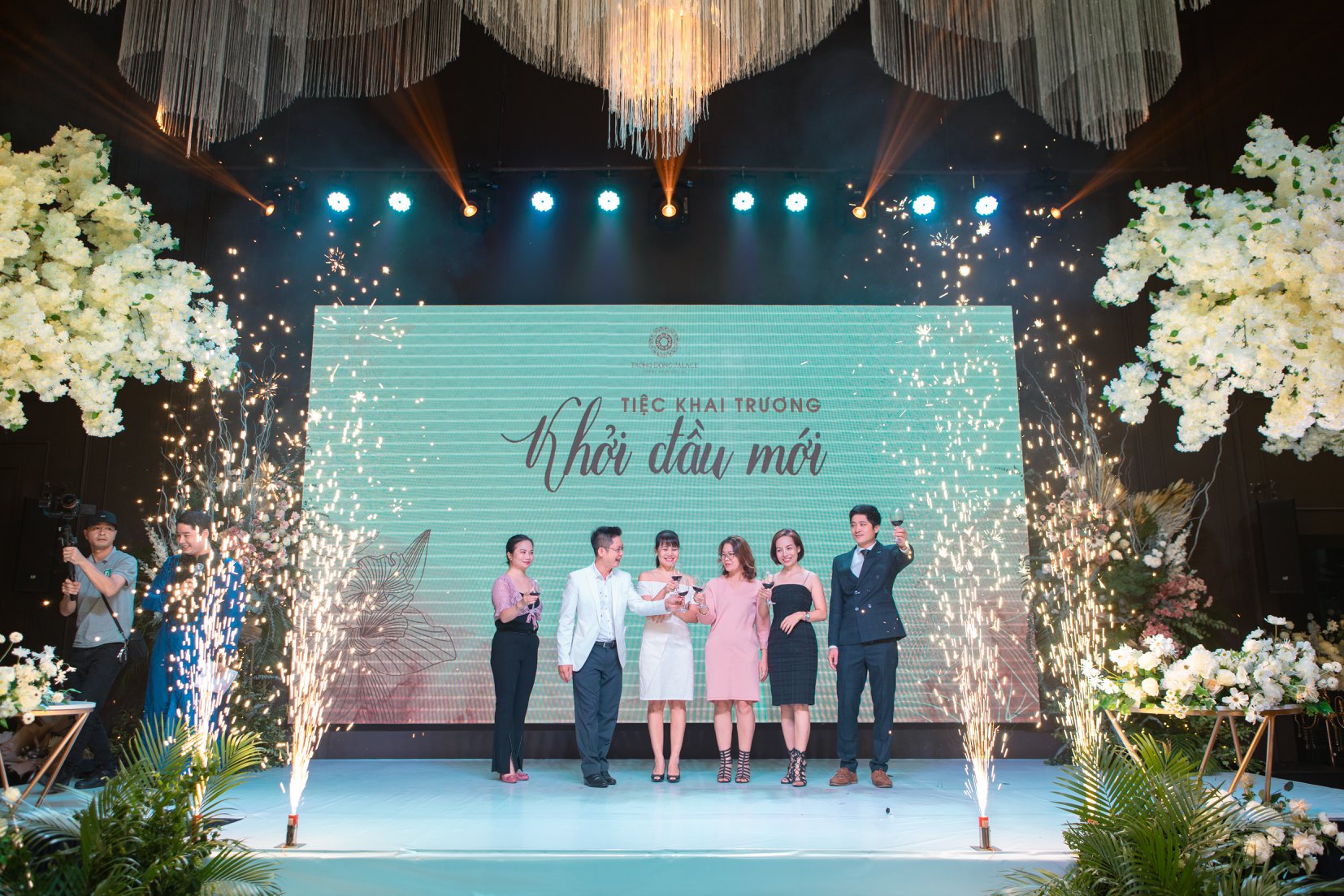 tổ chức sự kiện, trung tâm tổ chức sự kiện, trống đồng palace, kịch bản dẫn chương trình sự kiện, trống đồng palace thái nguyên