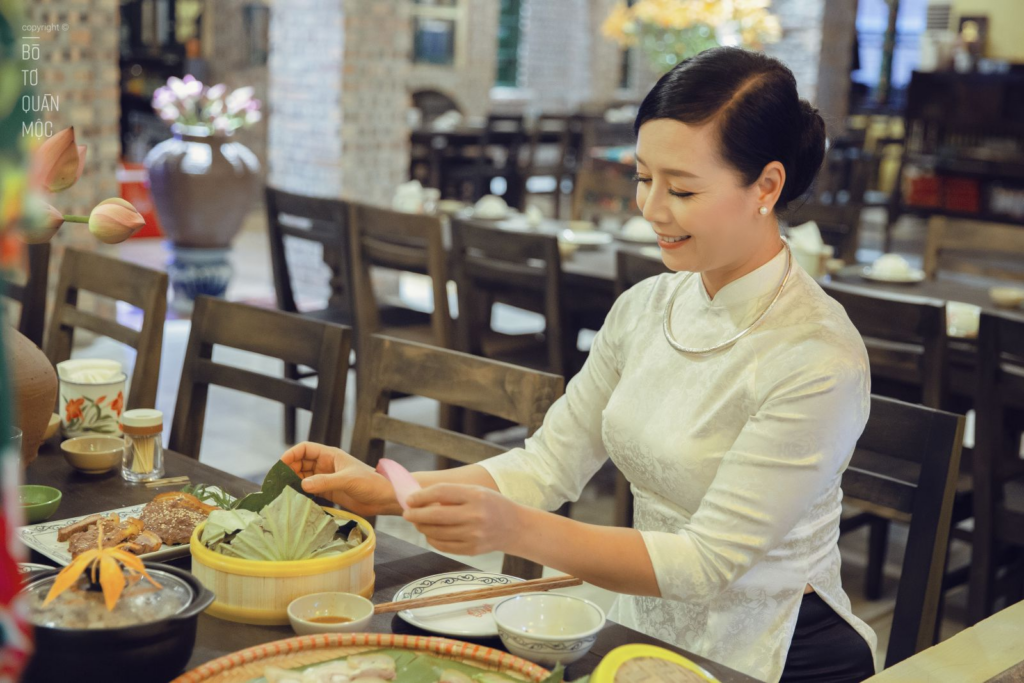 Nhà hàng tổ chức tiệc công ty