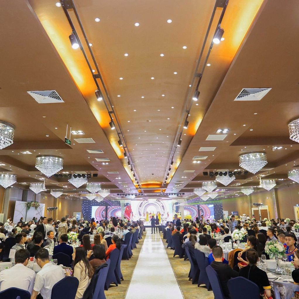 Trống Đồng Palace — Các nhà hàng tổ chức tiệc công ty tại Hà Nội giá trên/dưới 250K