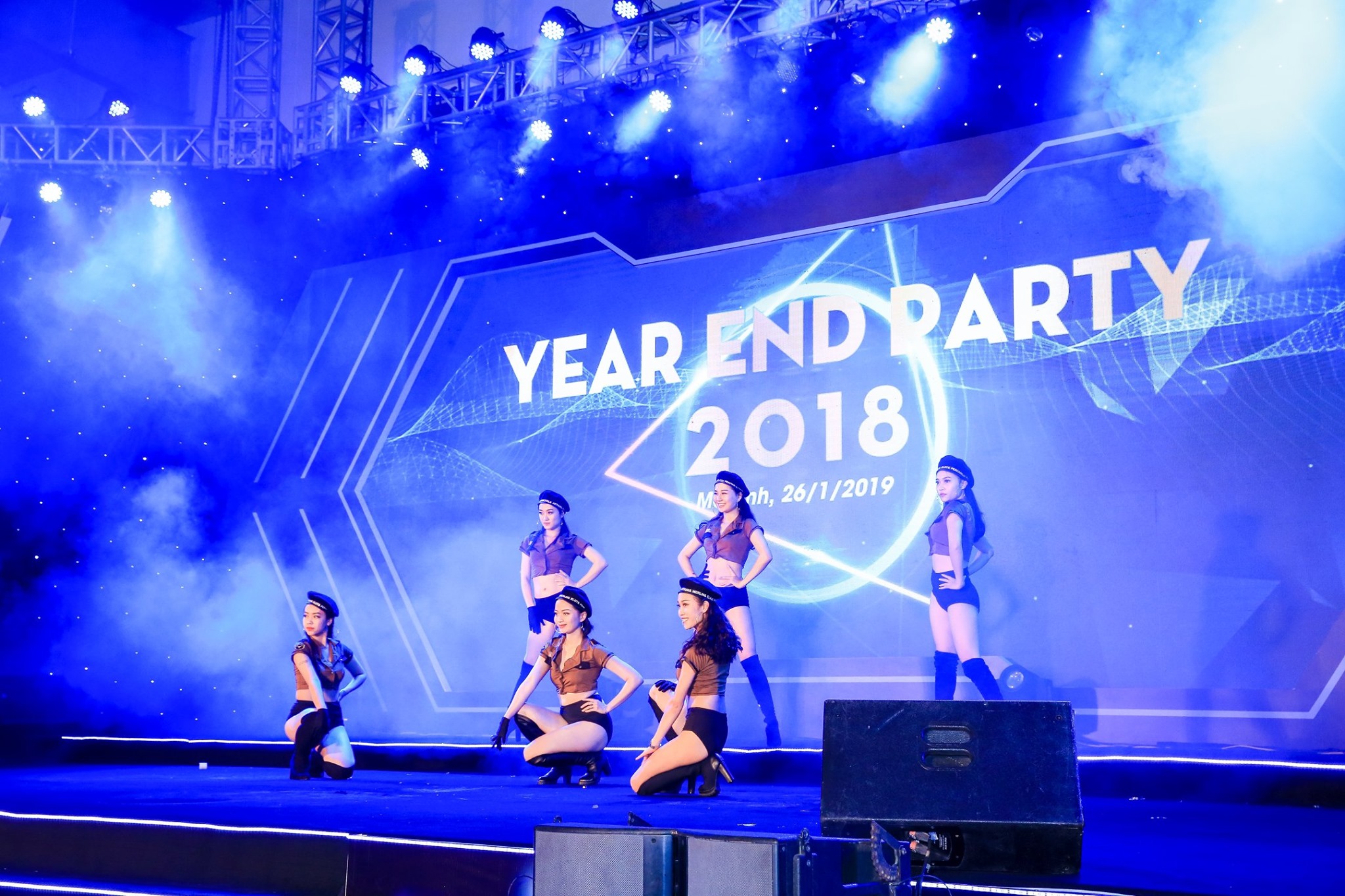 Trống Đồng Palace — 20+ Ý Tưởng Tổ Chức Sự Kiện Doanh Nghiệp Độc Đáo Và Ấn Tượng 2026