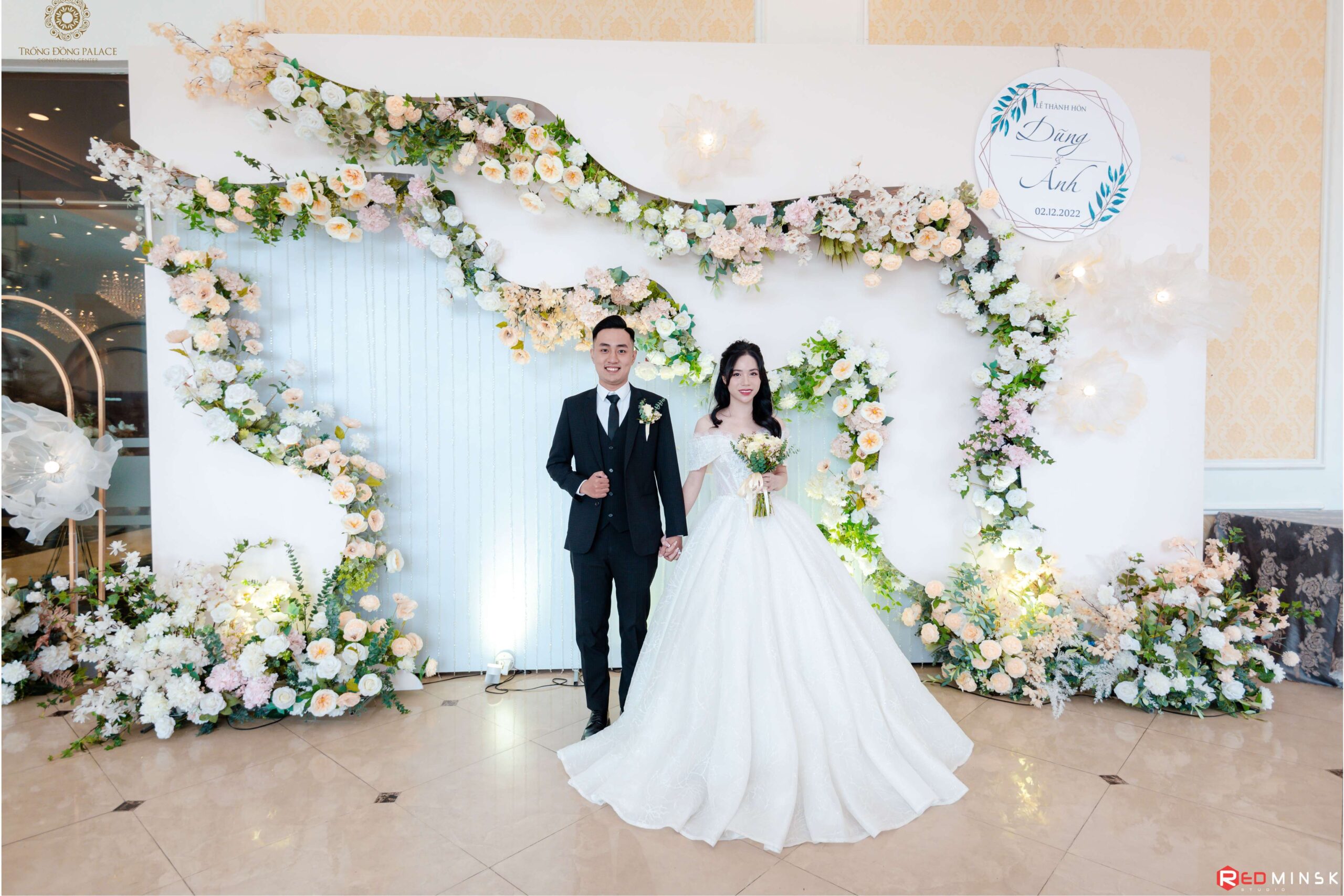 Phong cách truyền thống là một trong những lựa chọn phổ biến nhất cho các cặp đôi Việt Nam.