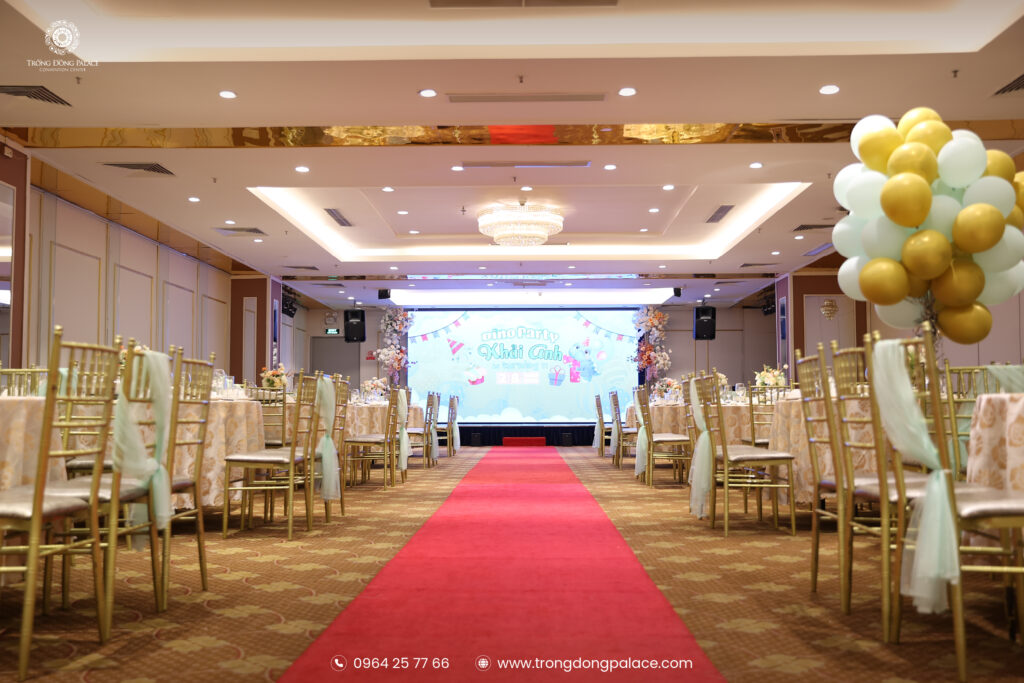 Tổ chức tiệc đầy tháng
