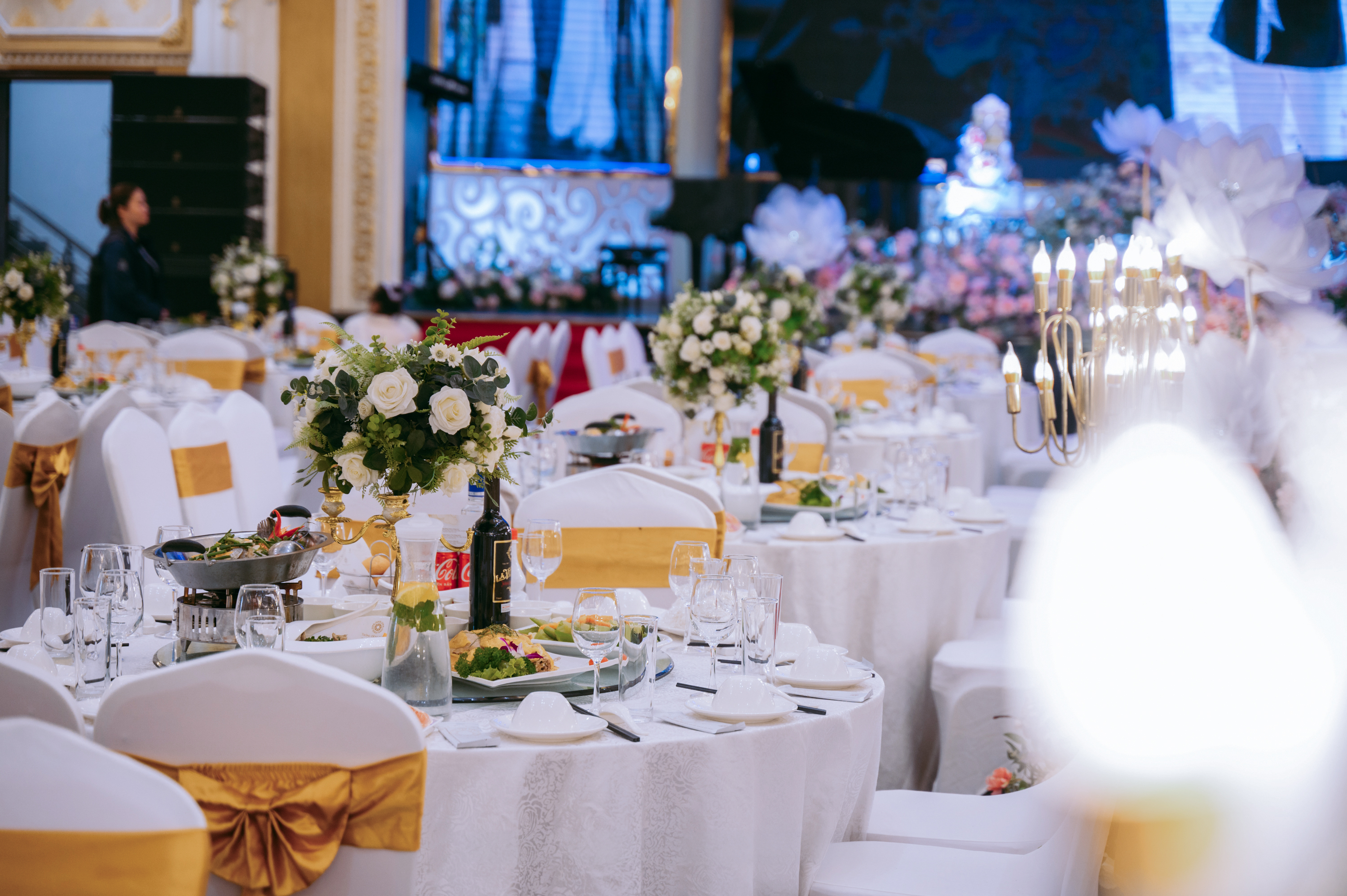 Trống Đồng Palace — OUTSIDE CATERING